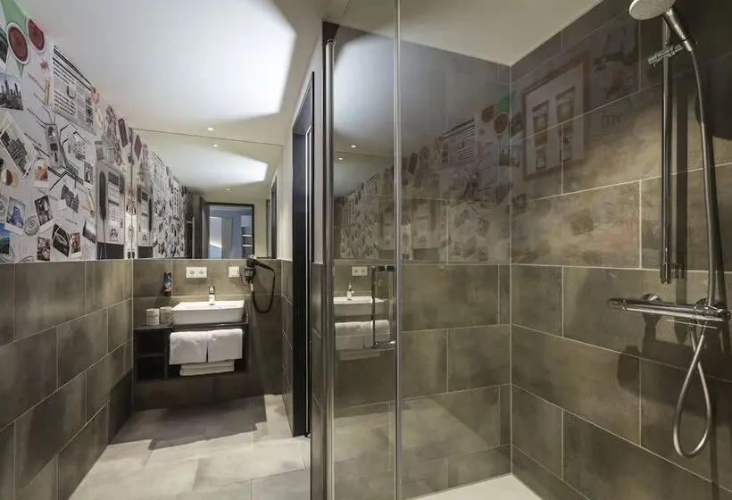 スーペリアールーム, Holiday Inn The Niu, Coin Frankfurt Ostend, An Ihg
