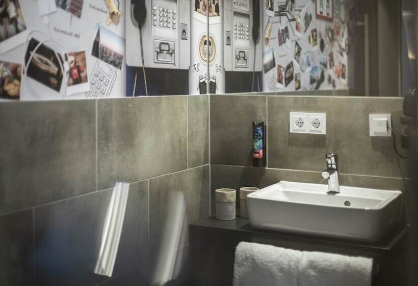 スーペリアールーム, Holiday Inn   The Niu, Coin Frankfurt Ostend, An Ihg