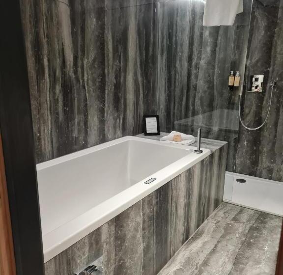 סוויטה עם ג'קוזי, My Hotel Malmedy