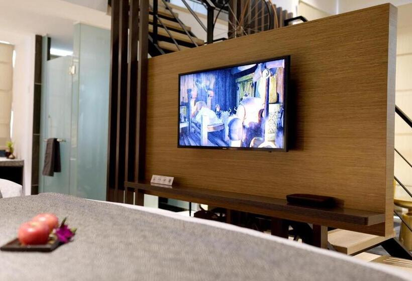 Семейный Номер Deluxe, Sojourn Guest House