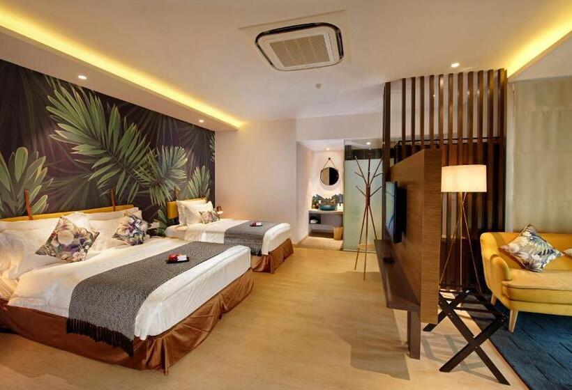 Семейный Номер Deluxe, Sojourn Guest House