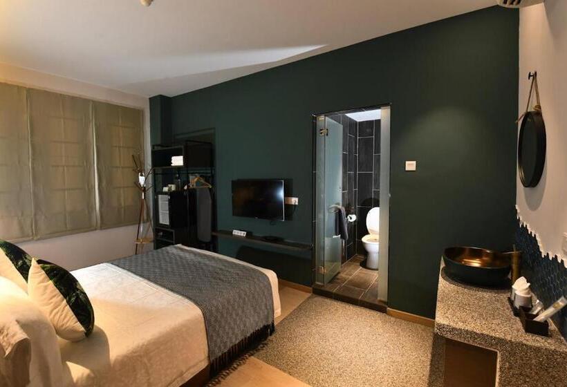 디럭스 룸, Sojourn Guest House