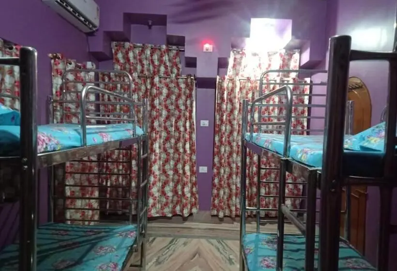 تختخواب در اتاق مشترک, Hostel Relax Homestay