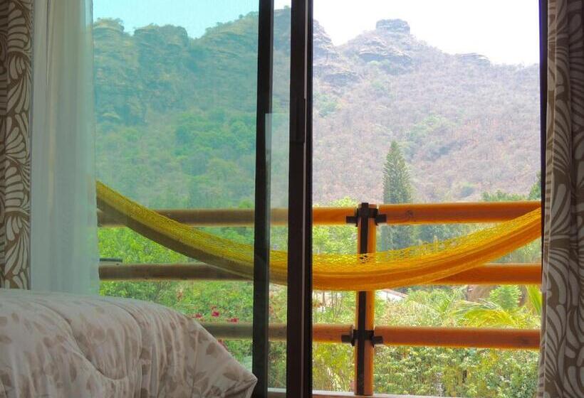 اتاق استاندارد با چشم‌انداز کوهستان, Boutique Jardín De Flores