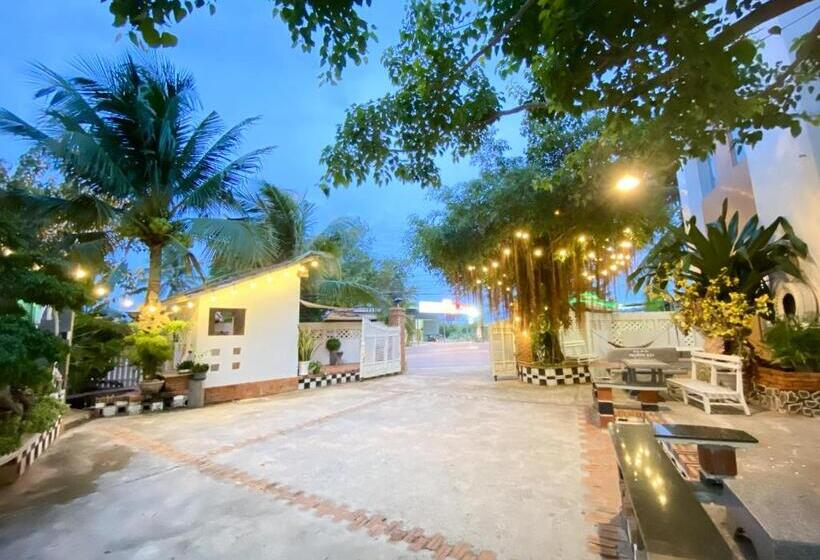 اتاق استاندارد با چشم‌انداز باغ, Goc Bien Homestay