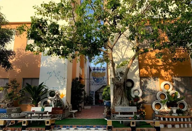 اتاق استاندارد سه تخته با چشم‌انداز باغ, Goc Bien Homestay