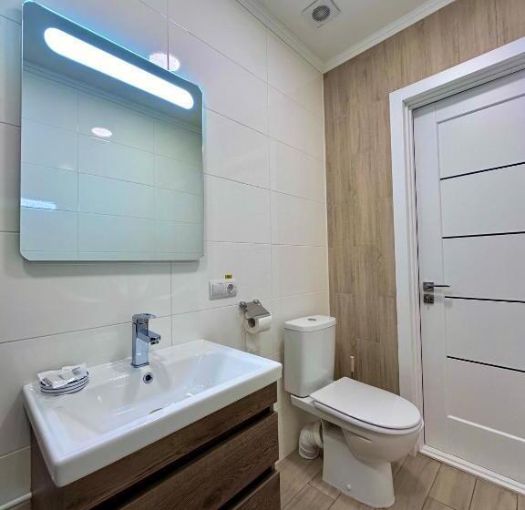 豪华房间, Korona