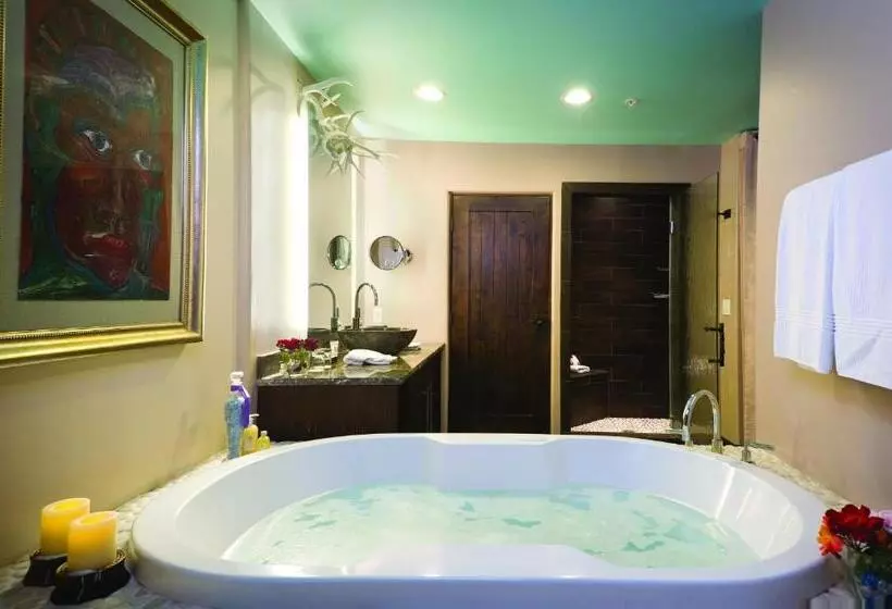 キングサイズベッドのスタンダードルーム, El Monte Sagrado Resort & Spa