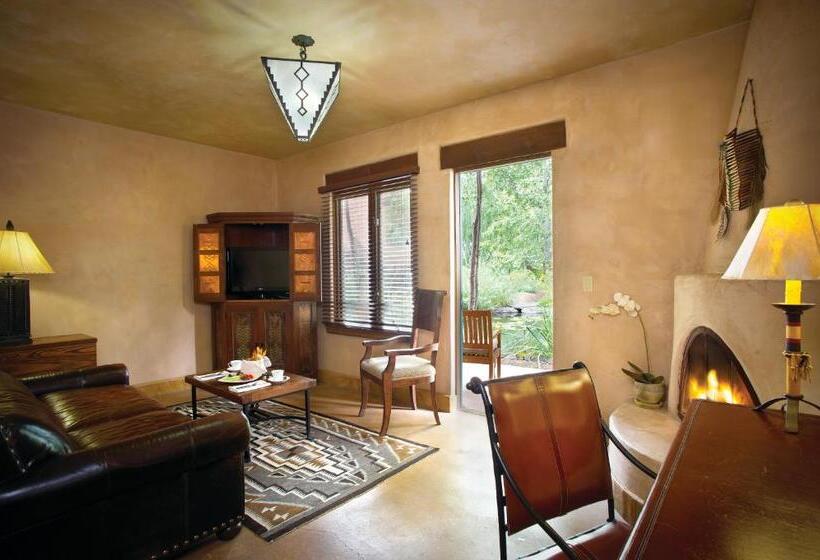 발코니가 있는 스위트, El Monte Sagrado Resort & Spa