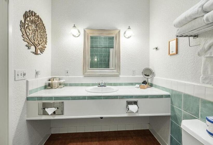 غرفة سوبيريور سرير كينج, El Pueblo Inn