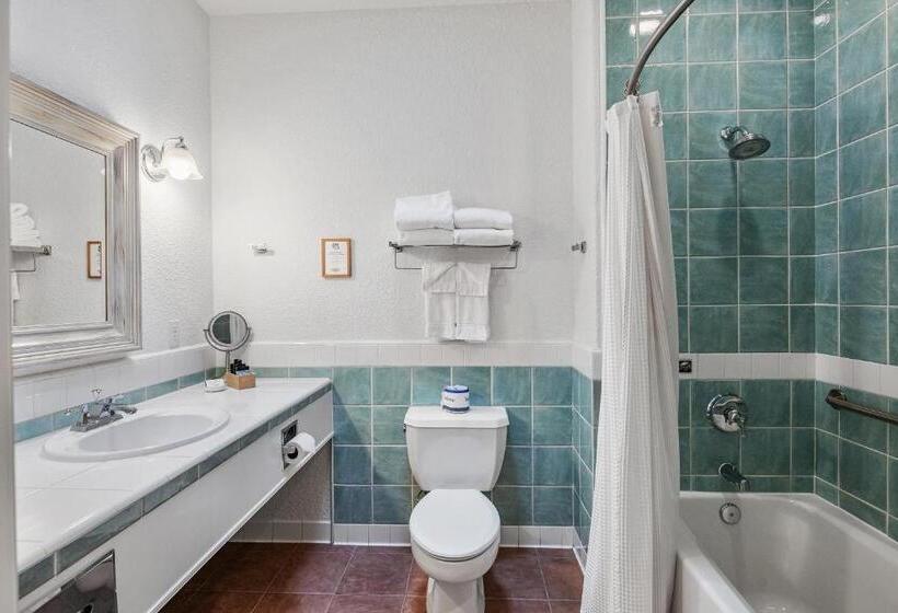 غرفة سوبيريور سرير كينج, El Pueblo Inn