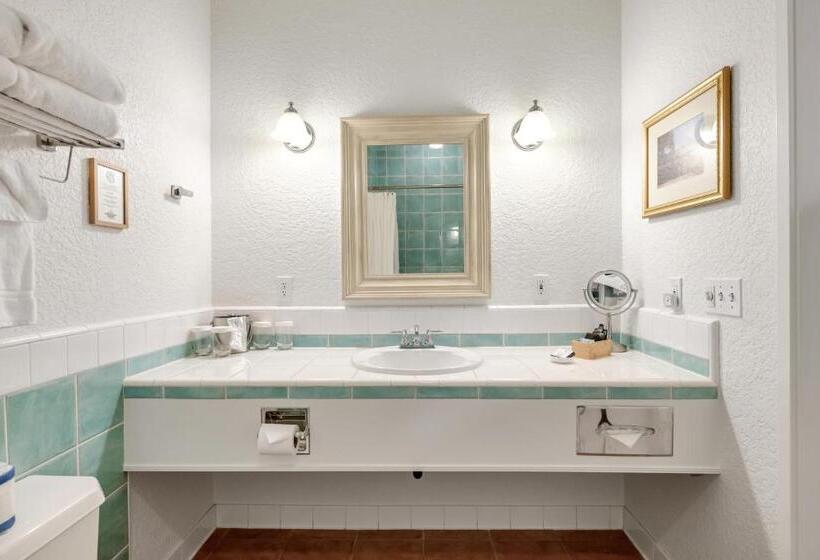 غرفة ديلوكس سرير كينج, El Pueblo Inn