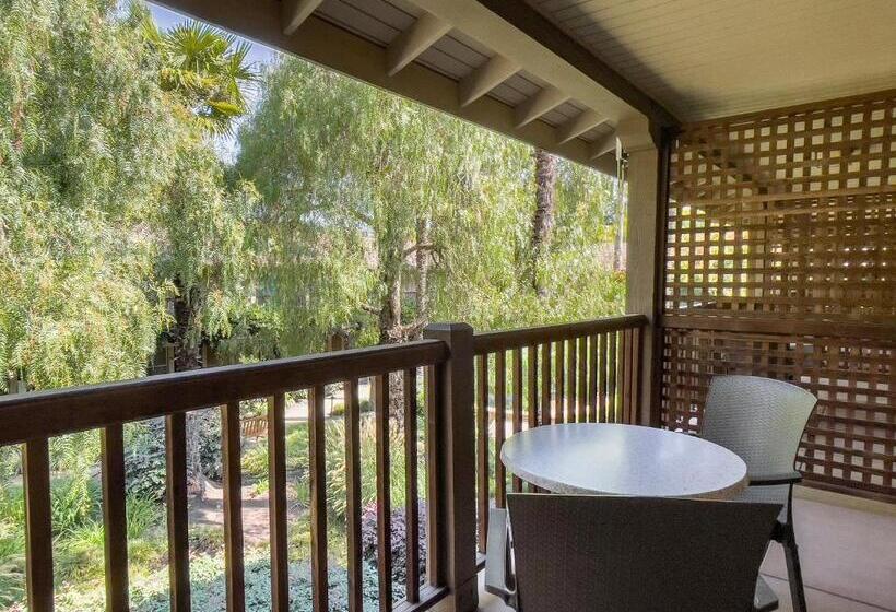 غرفة ديلوكس سرير كينج, El Pueblo Inn