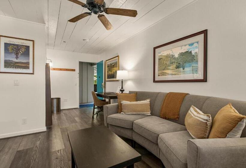 جناح سرير كينج, El Pueblo Inn