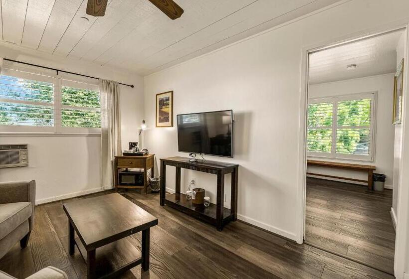 جناح سرير كينج, El Pueblo Inn