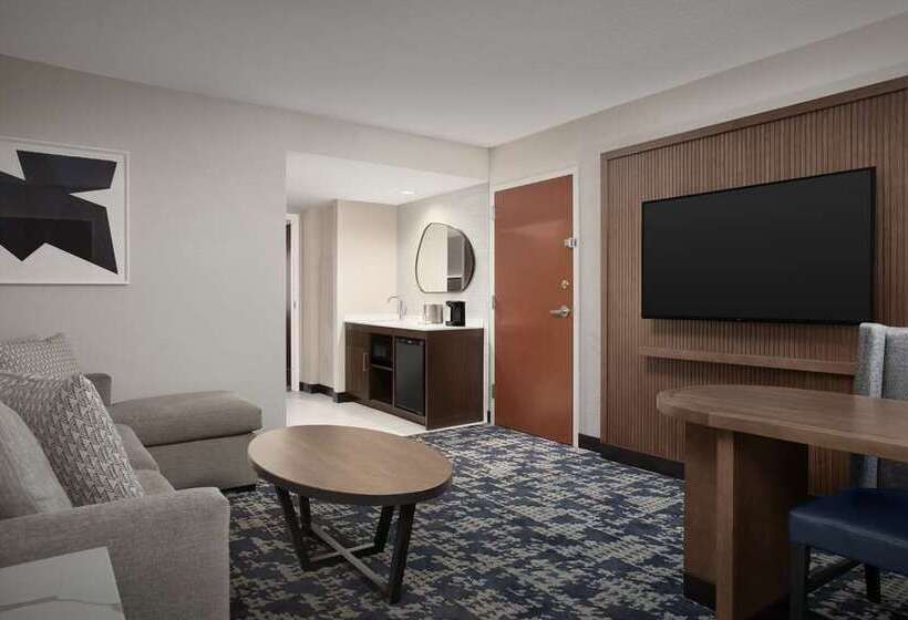 סוויטת פרמיום, Embassy Suites By Hilton Dallas Near The Galleria