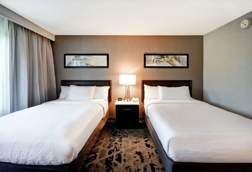Номер Стандарт 2 Двуспальные Кровати, Embassy Suites By Hilton Raleigh Durham Research Triangle