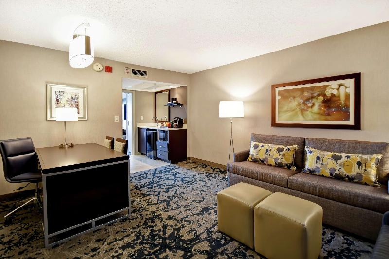 プレミアムスイート, Embassy Suites By Hilton Raleigh Durham Research Triangle