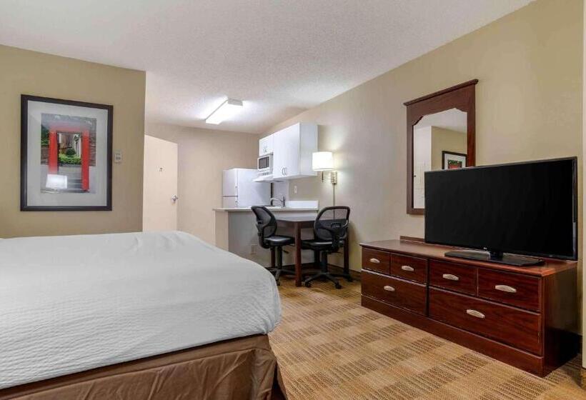 キングサイドベッドのスタンダードワンルーム, Extended Stay America Suites  Huntsville  U.s. Space And Rocket Center