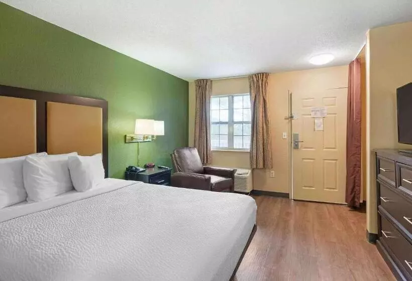 استودیوی استاندارد, Extended Stay America Select Suites   Newport News   Oyster Point