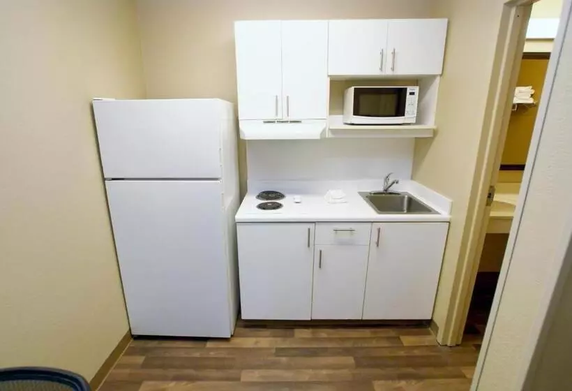 استودیوی استاندارد, Extended Stay America Select Suites   Newport News   Oyster Point