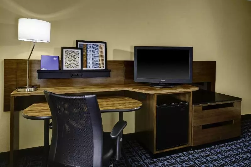 キングサイズベッドのスタンダードルーム, Fairfield Inn And Suites By Marriott Atlanta Suwanee