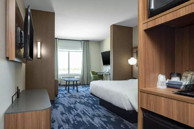 キングサイズベッドのスイートルーム, Fairfield By Marriott Inn & Suites Dallas Dfw Airport North, Irving