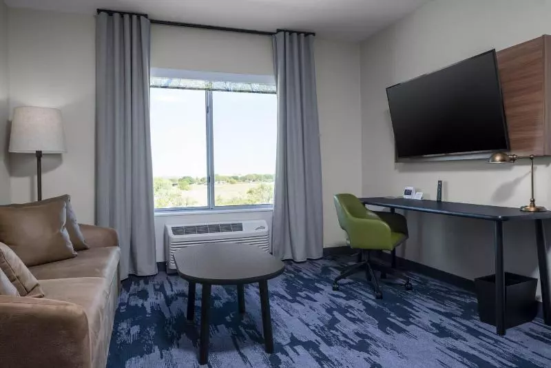 キングサイズベッドのスイートルーム, Fairfield By Marriott Inn & Suites Dallas Dfw Airport North, Irving