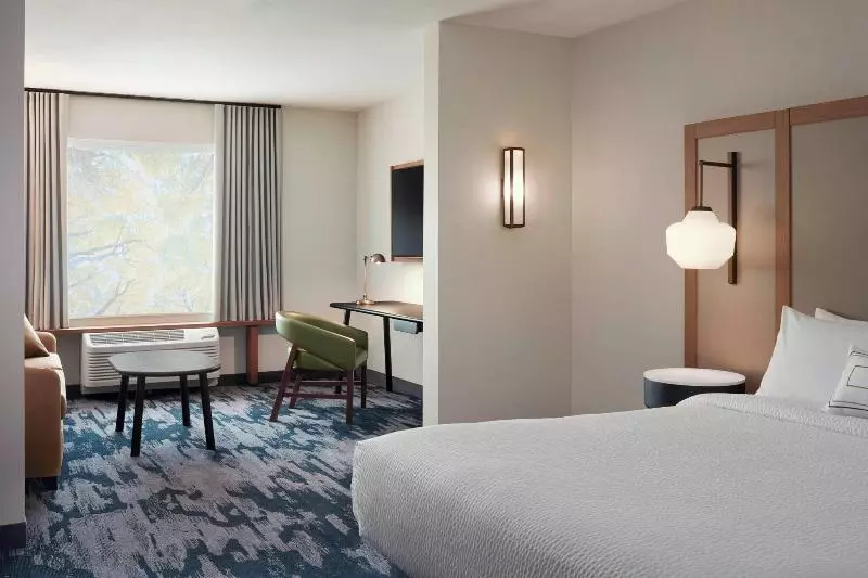 キングサイズベッドのスイートルーム, Fairfield By Marriott Inn & Suites Dallas Dfw Airport North, Irving