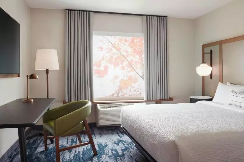 キングサイズベッドのスタンダードルーム, Fairfield By Marriott Inn & Suites Dallas Dfw Airport North, Irving