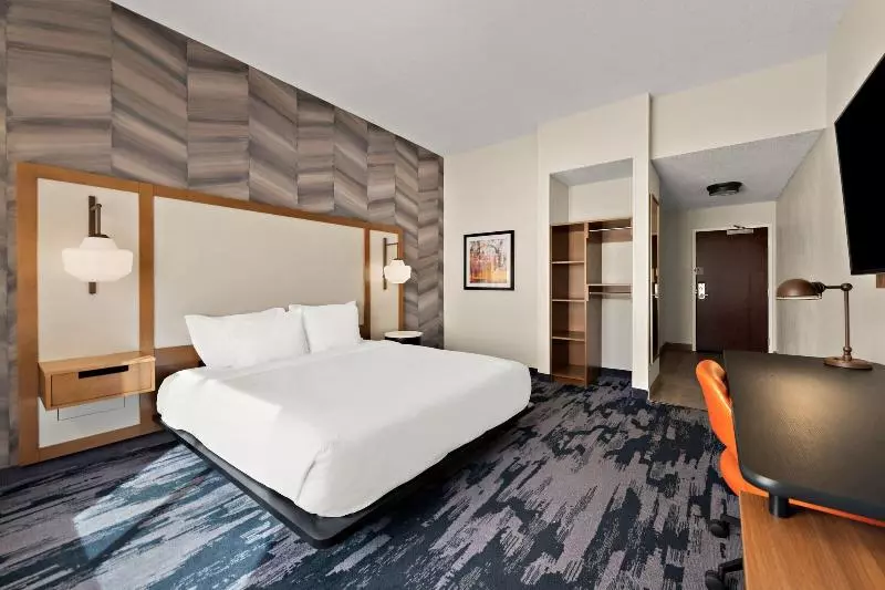 キングサイズベッドのスタンダードルーム, Fairfield By Marriott Chesapeake