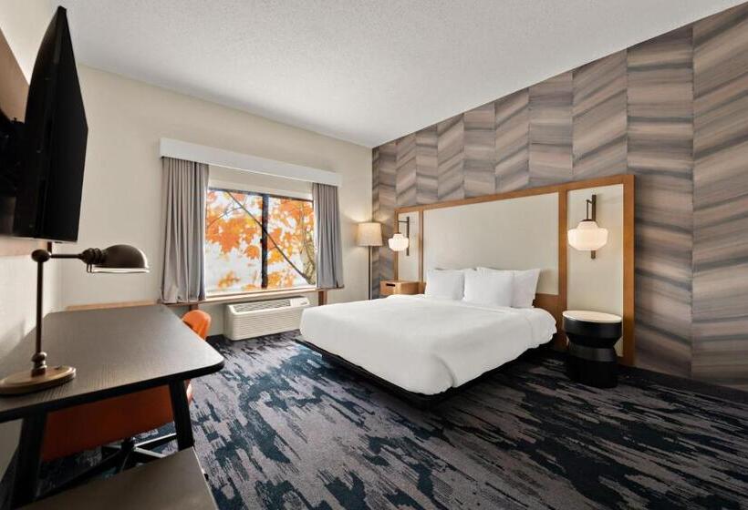 带大床的标准间, Fairfield By Marriott Chesapeake