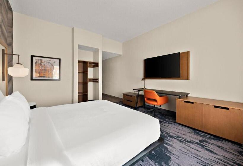 带大床的标准间, Fairfield By Marriott Chesapeake