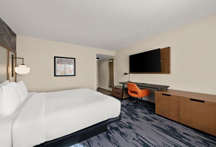 带大床的标准间, Fairfield By Marriott Chesapeake