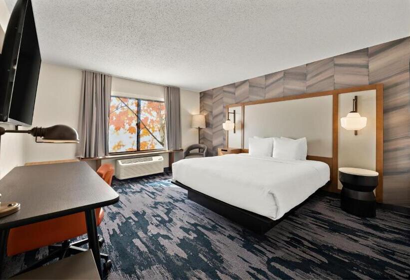 带大床的标准间, Fairfield By Marriott Chesapeake