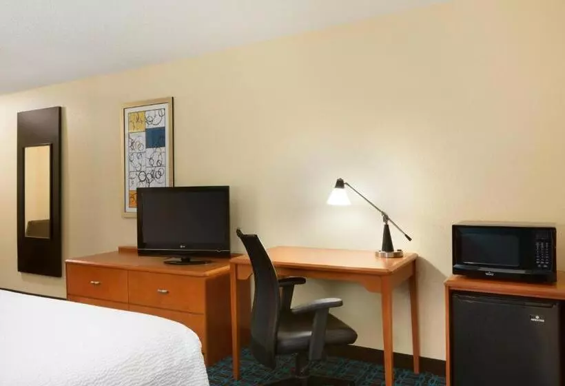 キングサイズベッドのスタンダードルーム, Fairfield Inn & Suites Dallas Mesquite