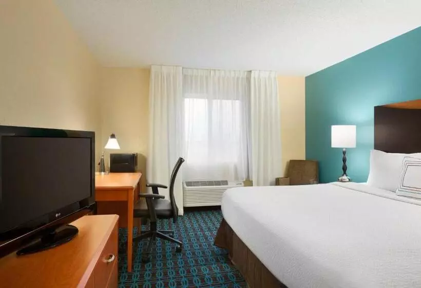 キングサイズベッドのスタンダードルーム, Fairfield Inn & Suites Dallas Mesquite