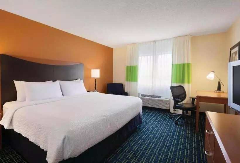 اتاق استاندارد با تخت بزرگ, Fairfield Inn & Suites Fargo