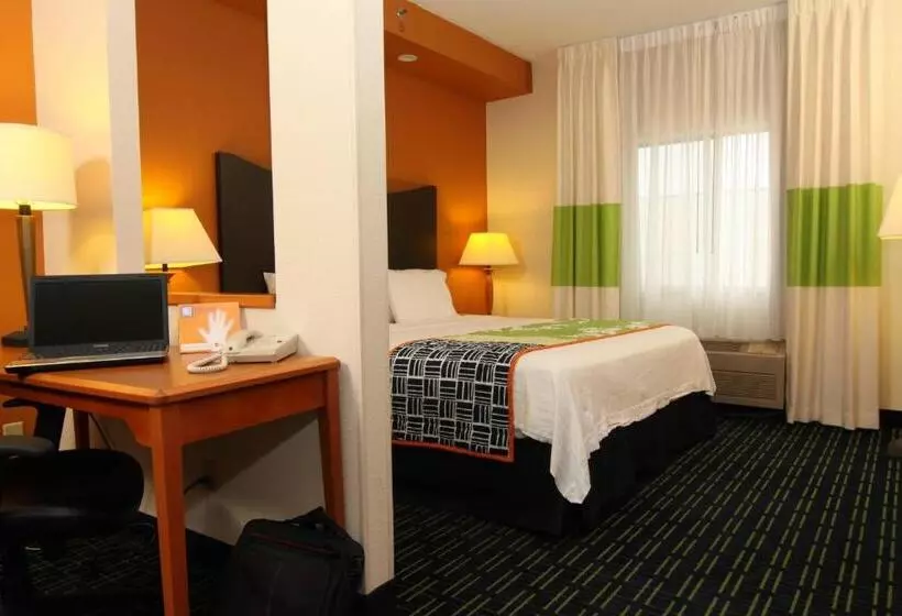 استودیوی استاندارد با تخت دوبل, Fairfield Inn & Suites Fargo