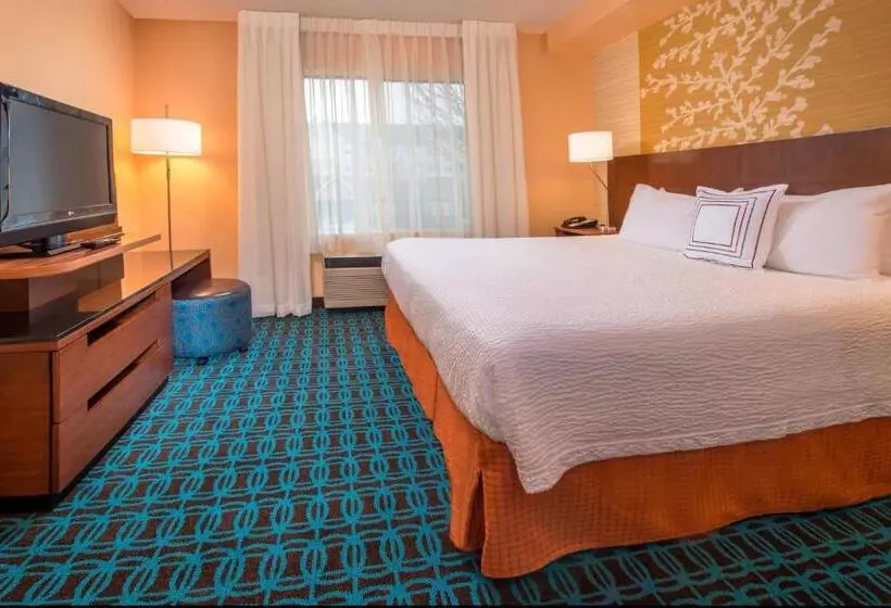 キングサイドベッドのスタンダードワンルーム, Fairfield Inn & Suites By Marriott Frederick