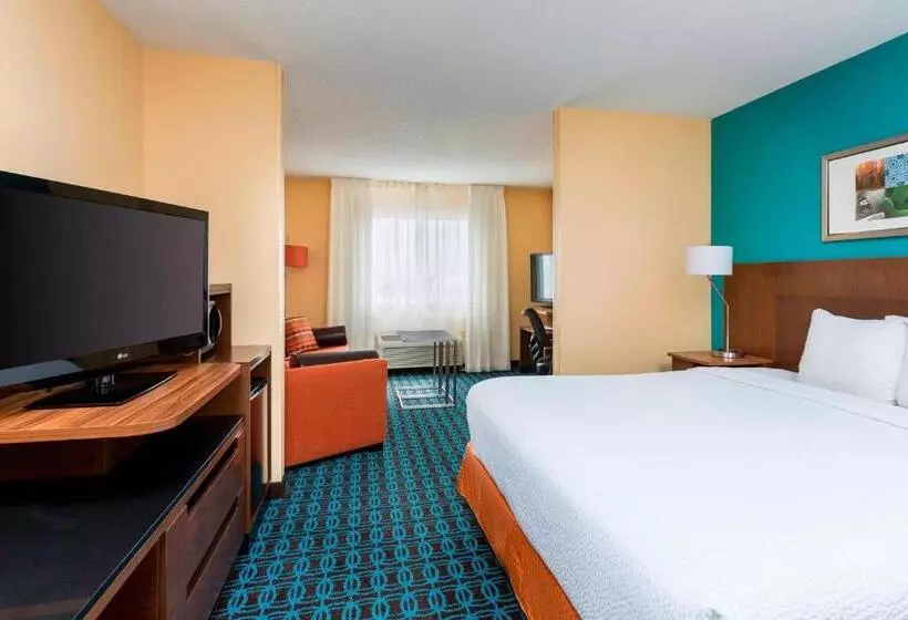 キングサイドベッドのスタンダードワンルーム, Fairfield Inn & Suites Lincoln