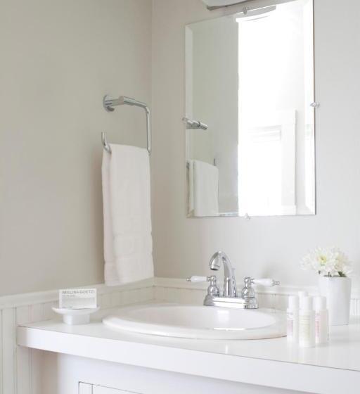 Люкс Повышенной Комфортности, The Inn At English Meadows