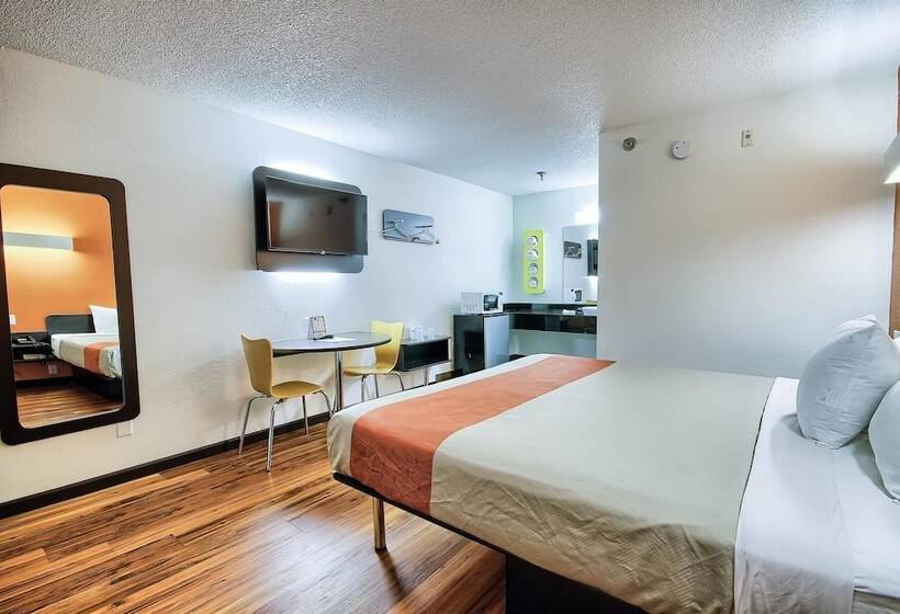 חדר סטנדרט שתי מיטות זוגיות, Motel 6 Columbus, Oh  West