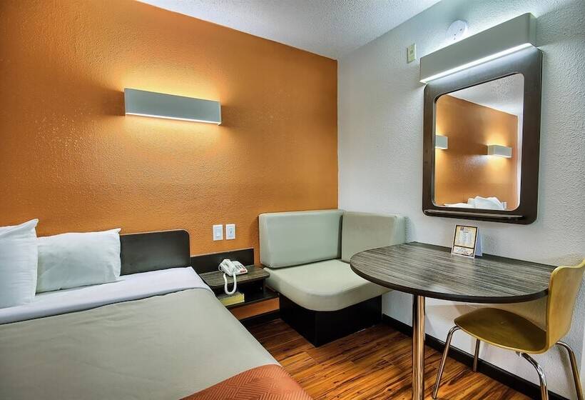 Номер Стандарт 2 Двуспальные Кровати, Motel 6 Columbus, Oh  West