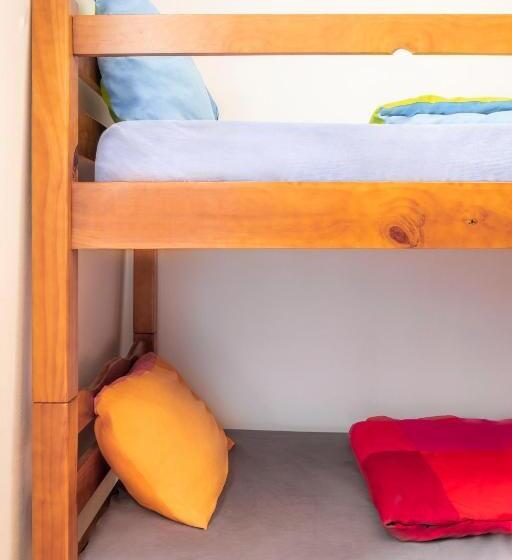 اتاق استاندارد سه نفره, Refugio De Bujaruelo