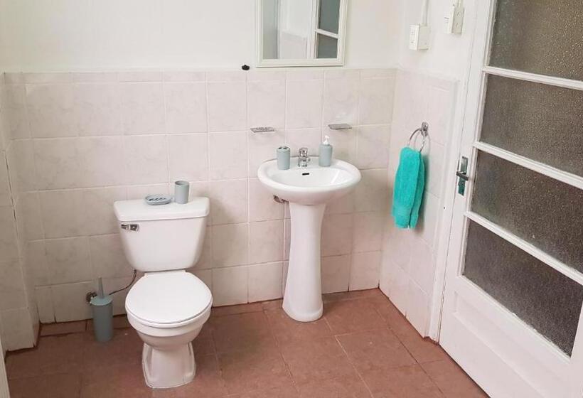 חדר סטנדרט חדר אמבטיה משותף, Hostal Viajeros