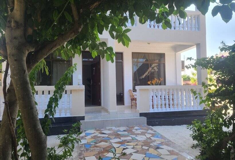 ファミリールーム, Marea Boutique