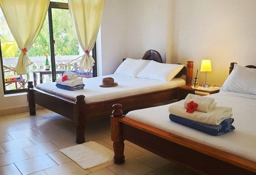 ファミリールーム, Marea Boutique