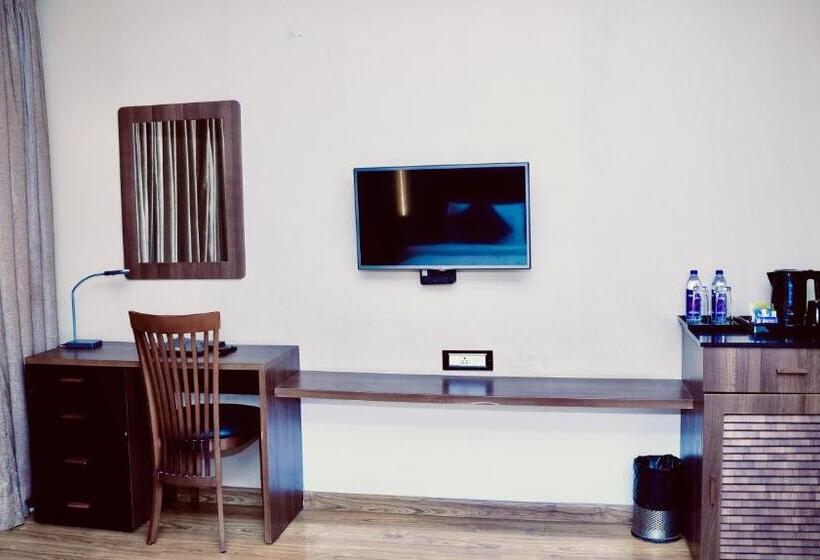 ファミリールーム, Abode By Aliste Hotels  2 Minutes Walking To Golden Temple, Amritsar