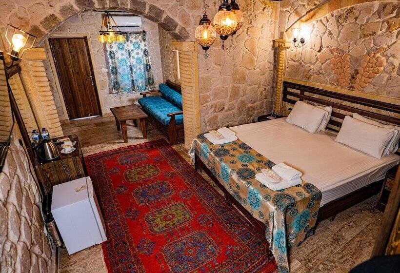 اتاق استاندارد با چشمانداز شهر, Cappadocia Caves